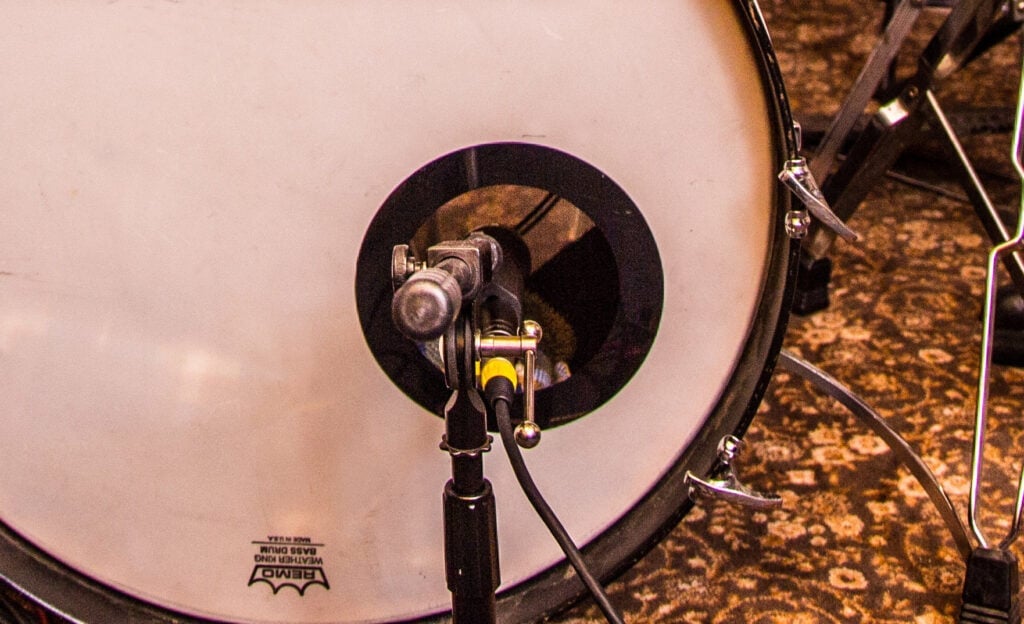 how to mic a bass drum