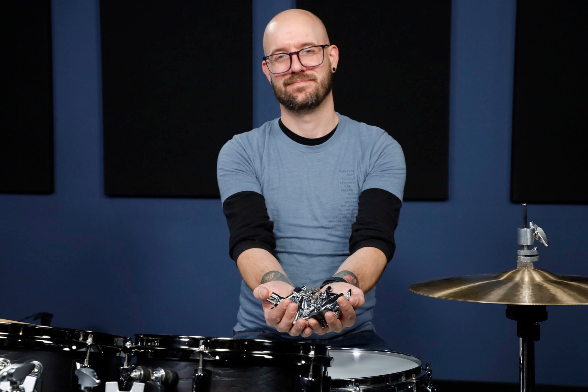 How To Tune Drums (With Video/Photos) Drumeo Beat