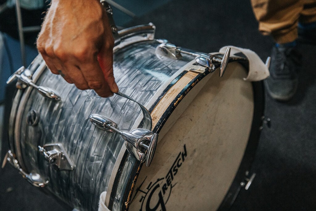 peeling bass drum