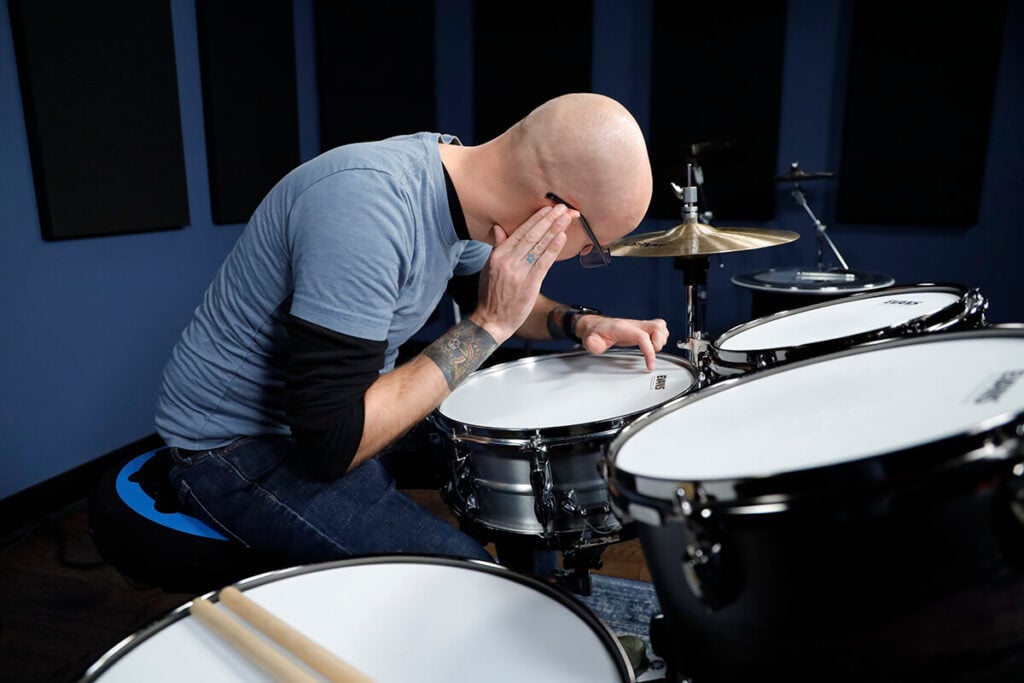 How To Tune A Snare Drum (The Easy Way) Drumeo Beat