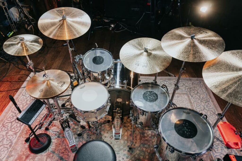 chad smith drum kit drumeo