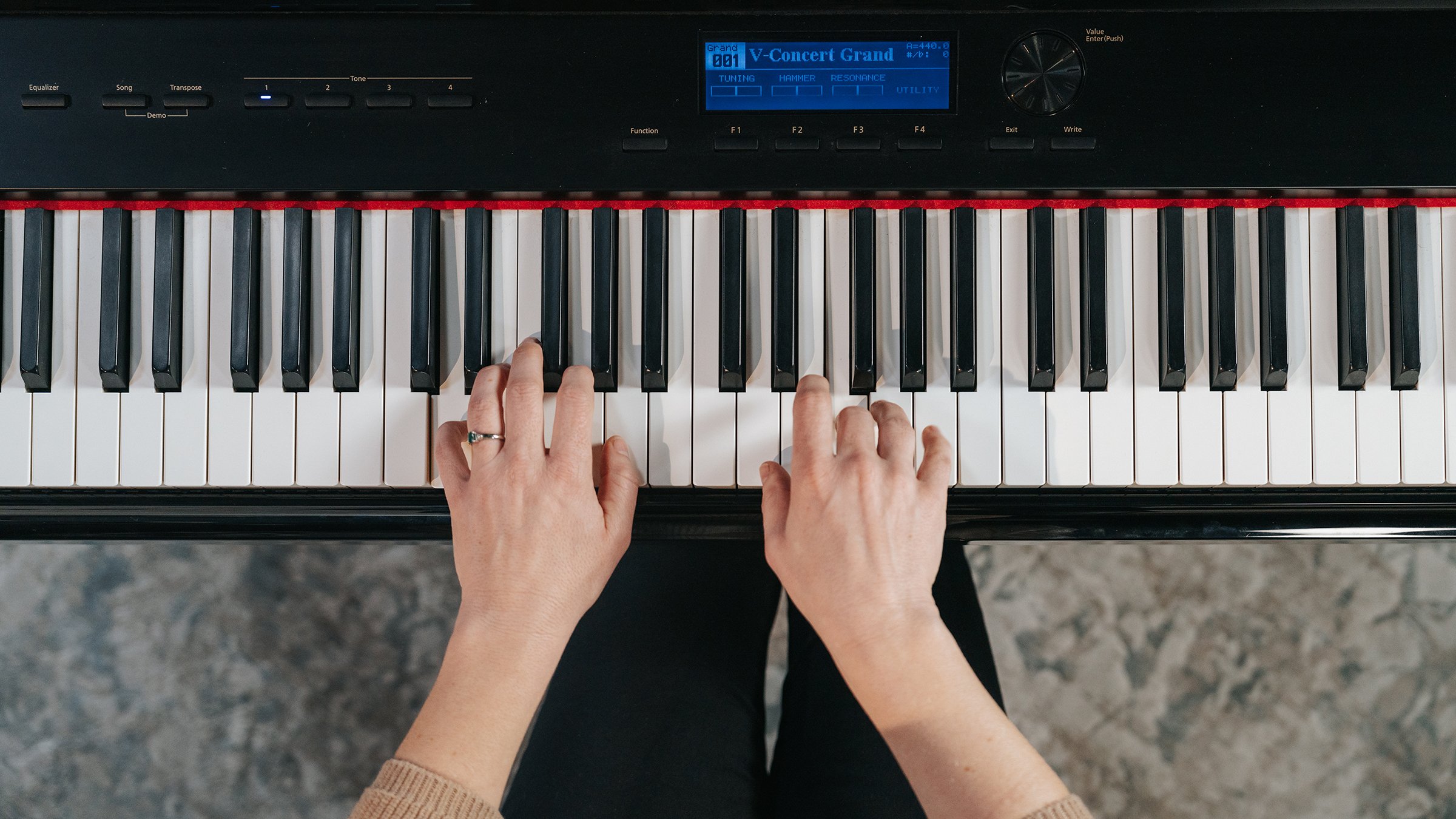 hands on piano, overview
