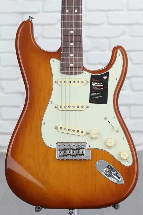 Fender American Performer Stratocaster