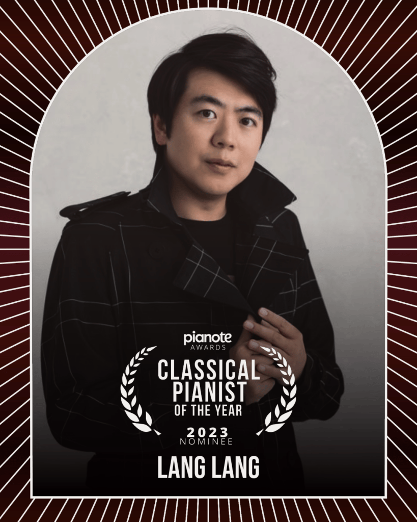 Lang Lang. Man in windowpane pattern suitjacket.