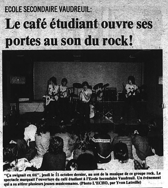 Black and white newspaper clipping. Text: Ecole Secondaire Vaudreuil: Le café étudiant ouvre ses portes au son du rock!