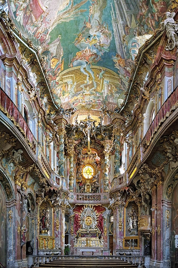 Very ornate inside of a Baroque era church.