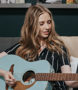 Ayla Tesler-Mabé
