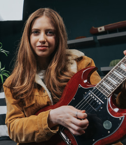 Ayla Tesler-Mabé