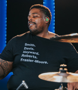 Aaron Spears