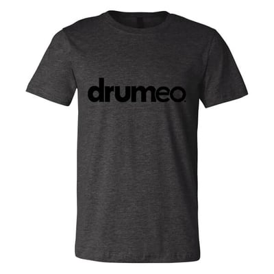 Gray Minimalist Shirt thumbnail